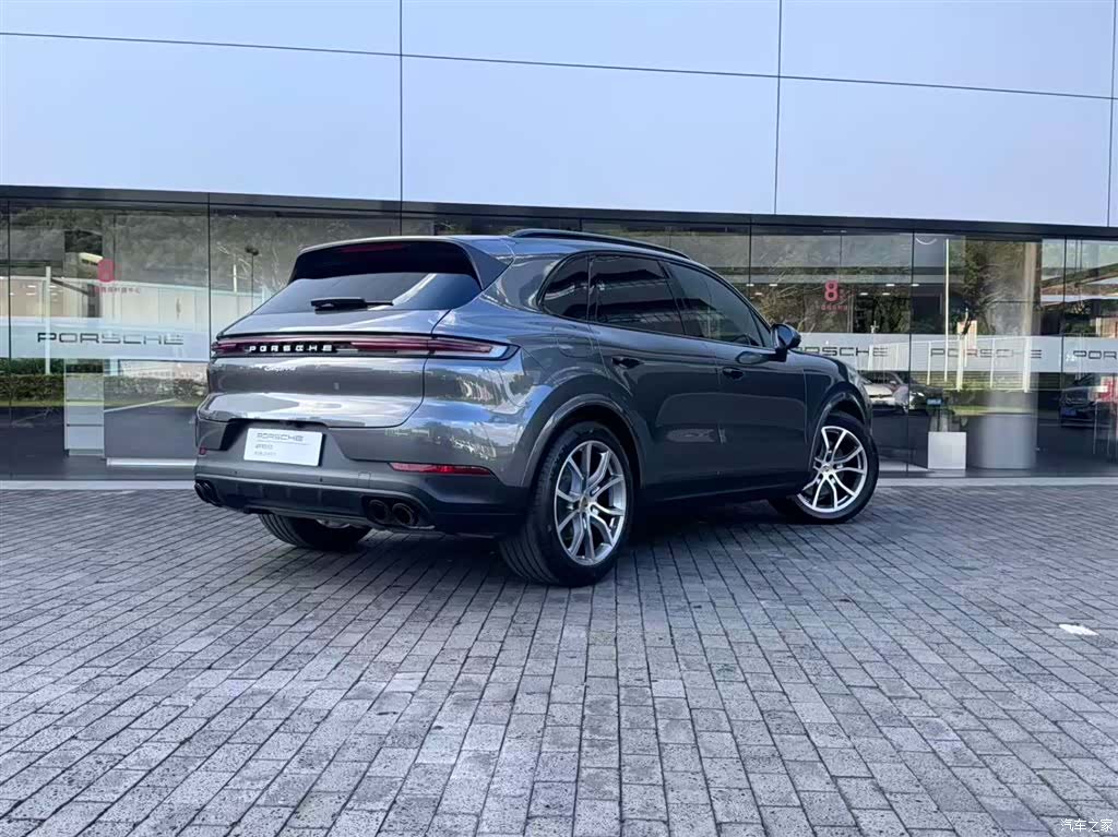 Porsche Cayenne, 2024 6