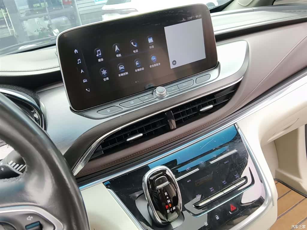 Buick GL8, 2020 13