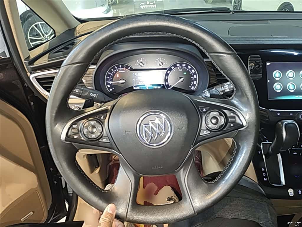 Buick GL8, 2017 11