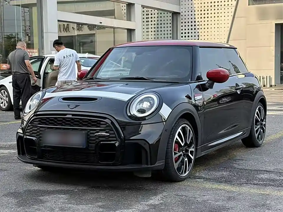 MINI JCW