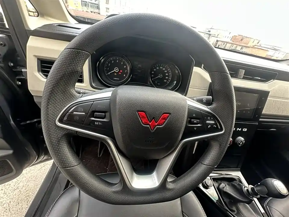 Wuling Wuling Journey