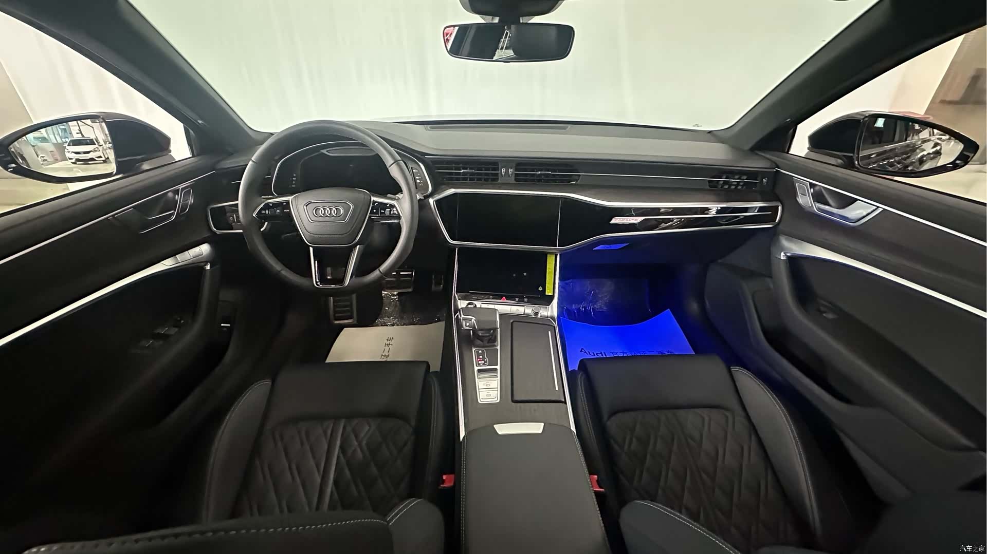 Audi A6L, 1900 9