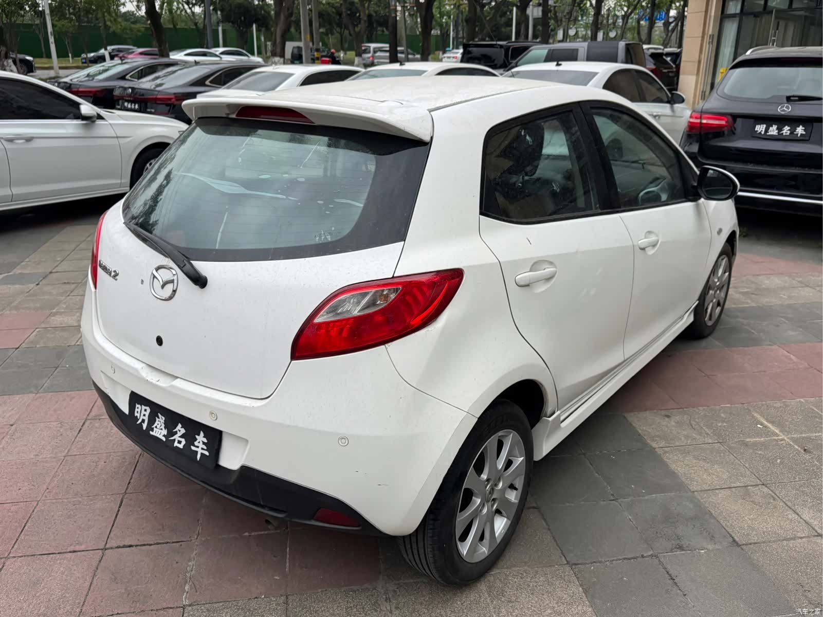 Mazda 2, 2015 6