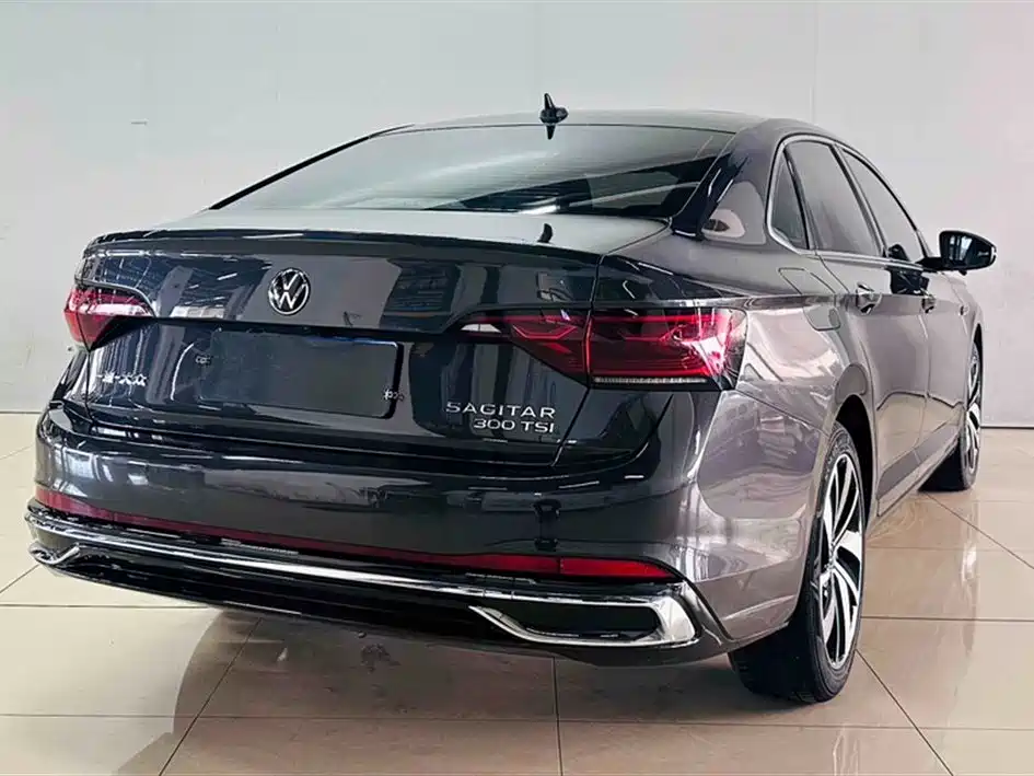 Volkswagen Sagitar