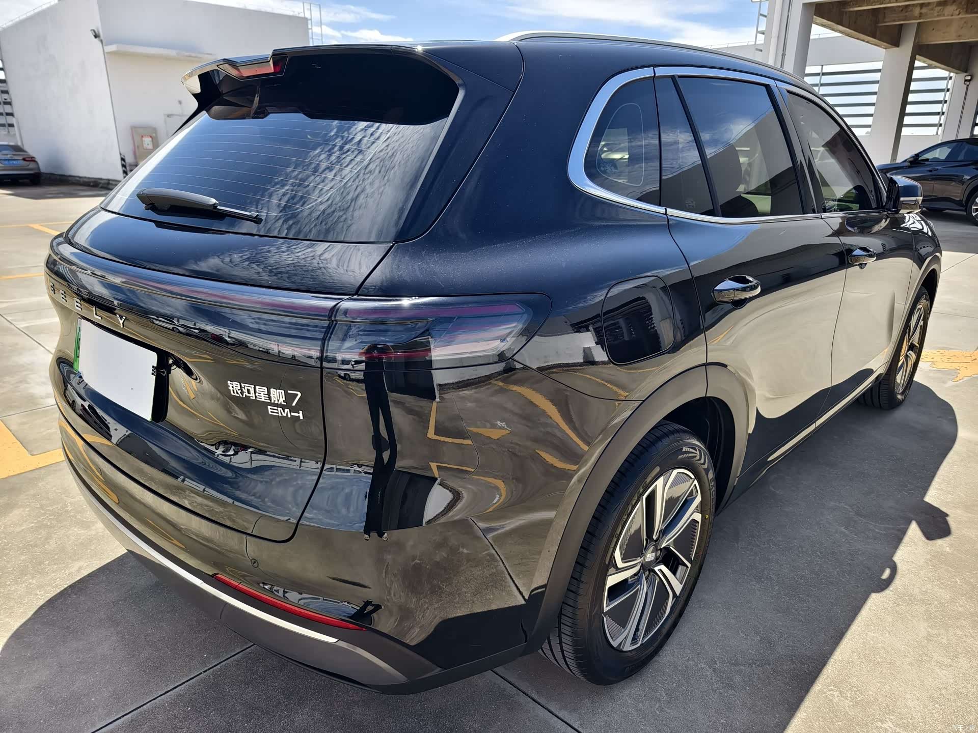 Geely 7, 2025 все фото