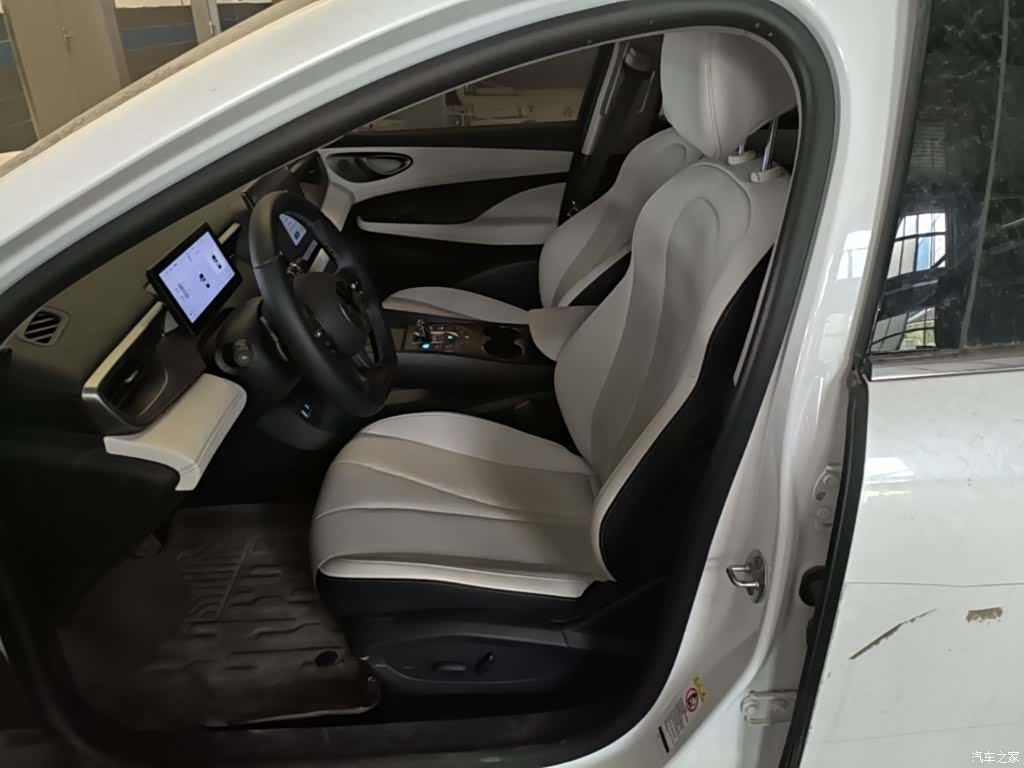 BYD Seal, 2025 11
