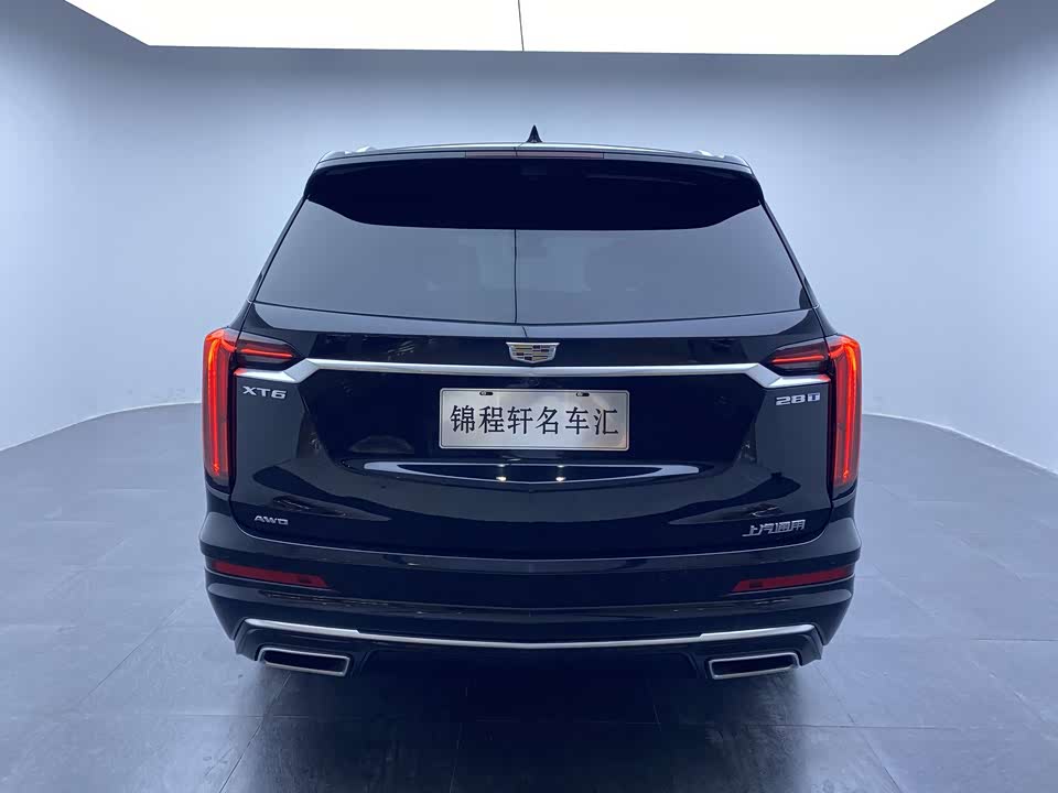 Cadillac XT6