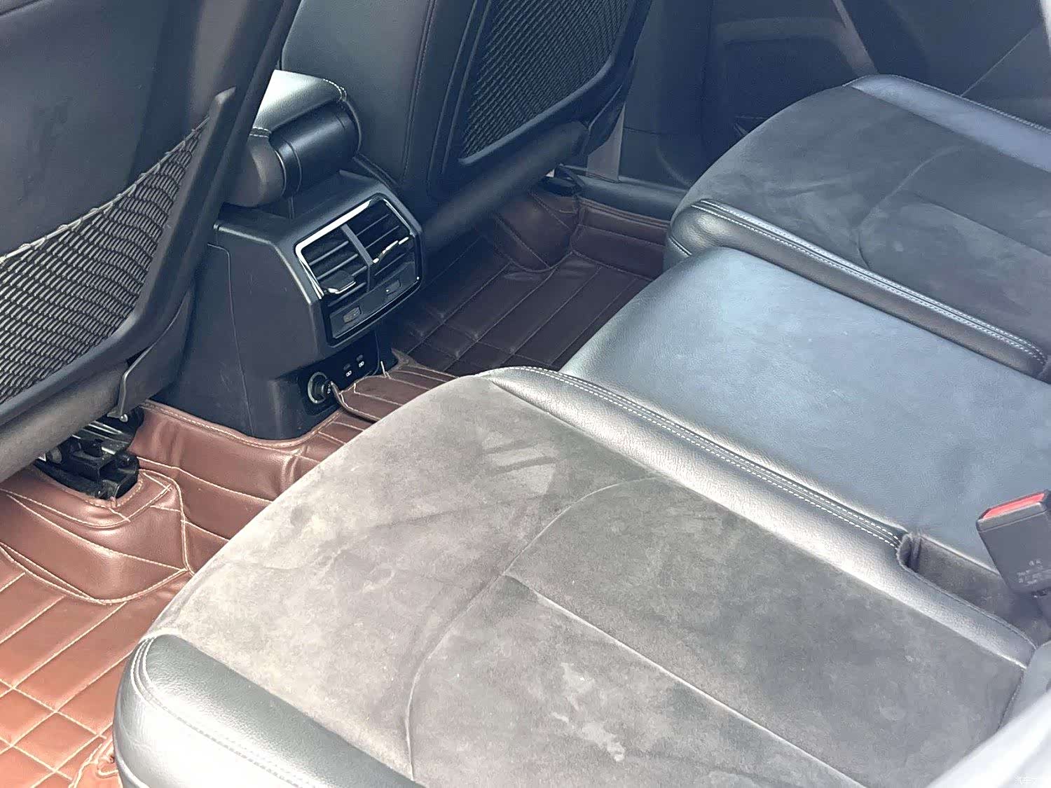 Audi Q3, 2020 4