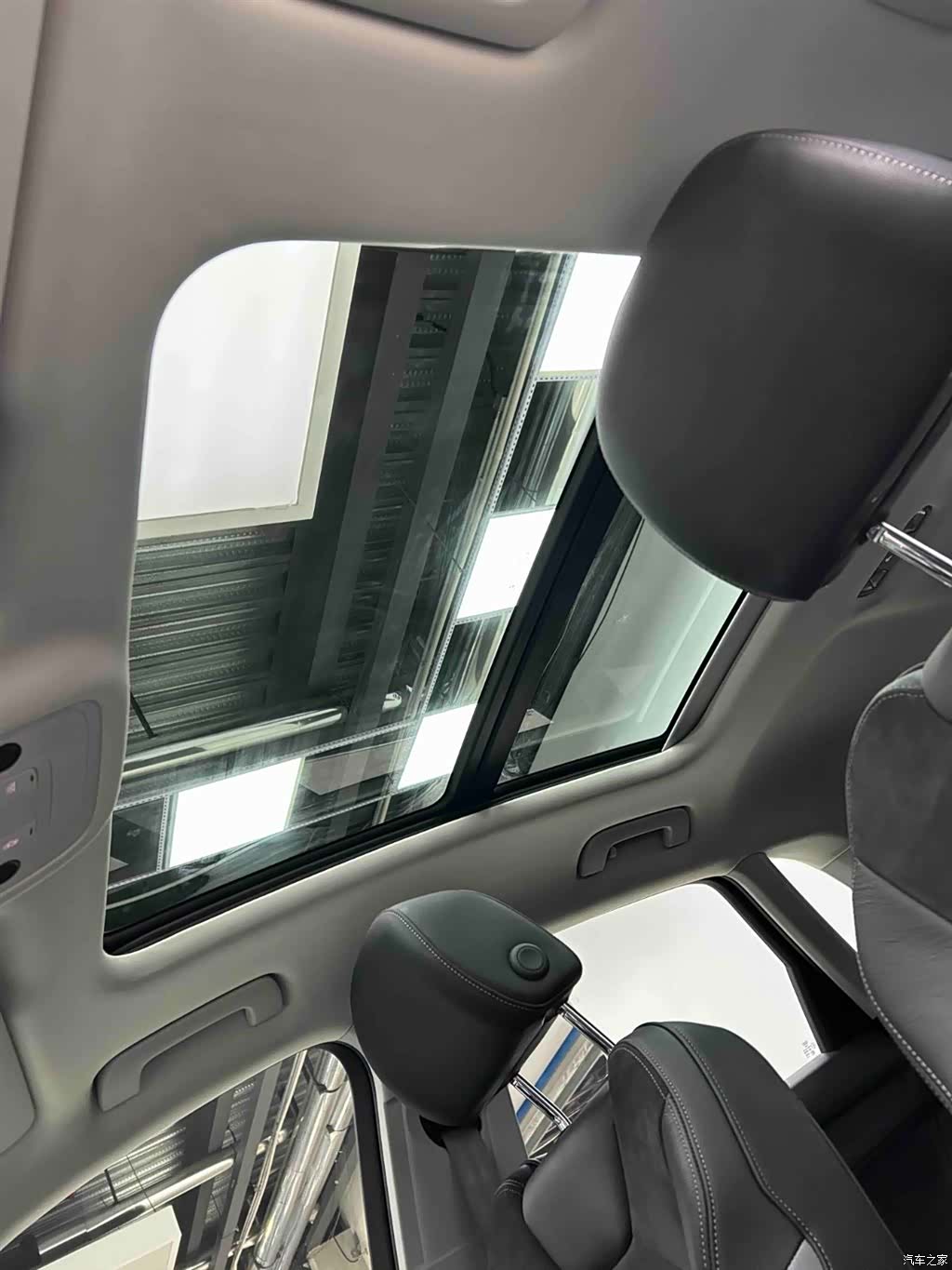 Audi Q3, 2022 9