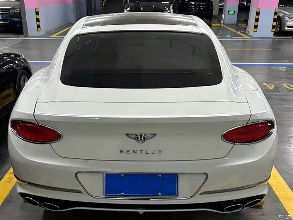 Bentley Continental GT, 2022 11