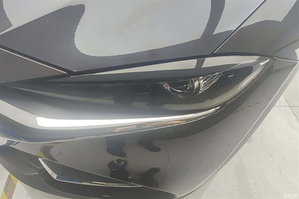 Mazda CX-4, 2021 все фото