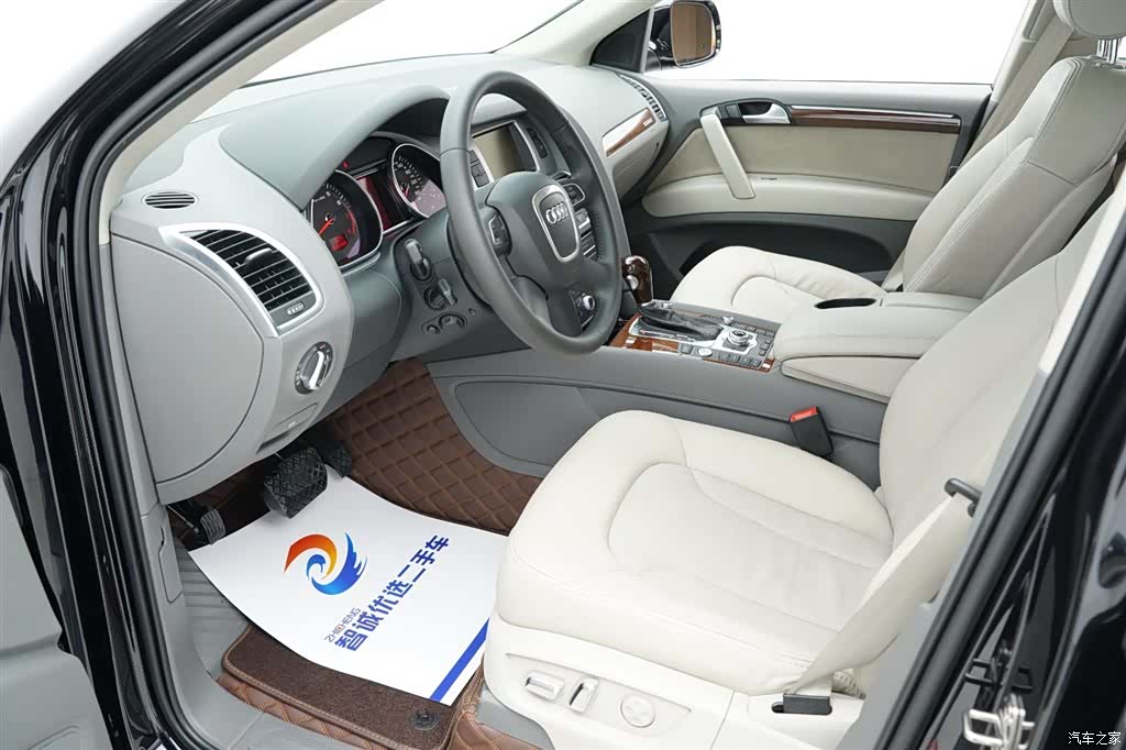 Audi Q7, 2010 все фото