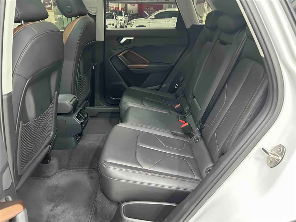 Audi Q3, 2022 14