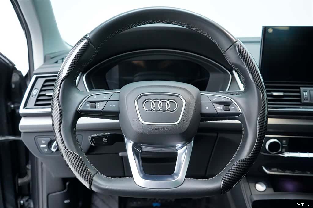 Audi Q5L, 2022 23