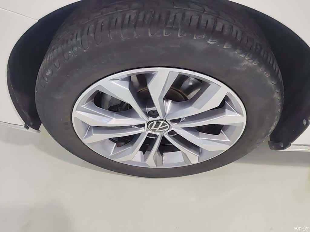 Volkswagen Variant, 2023 23