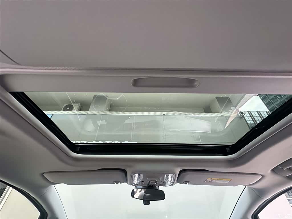 Buick GL8, 2025 13