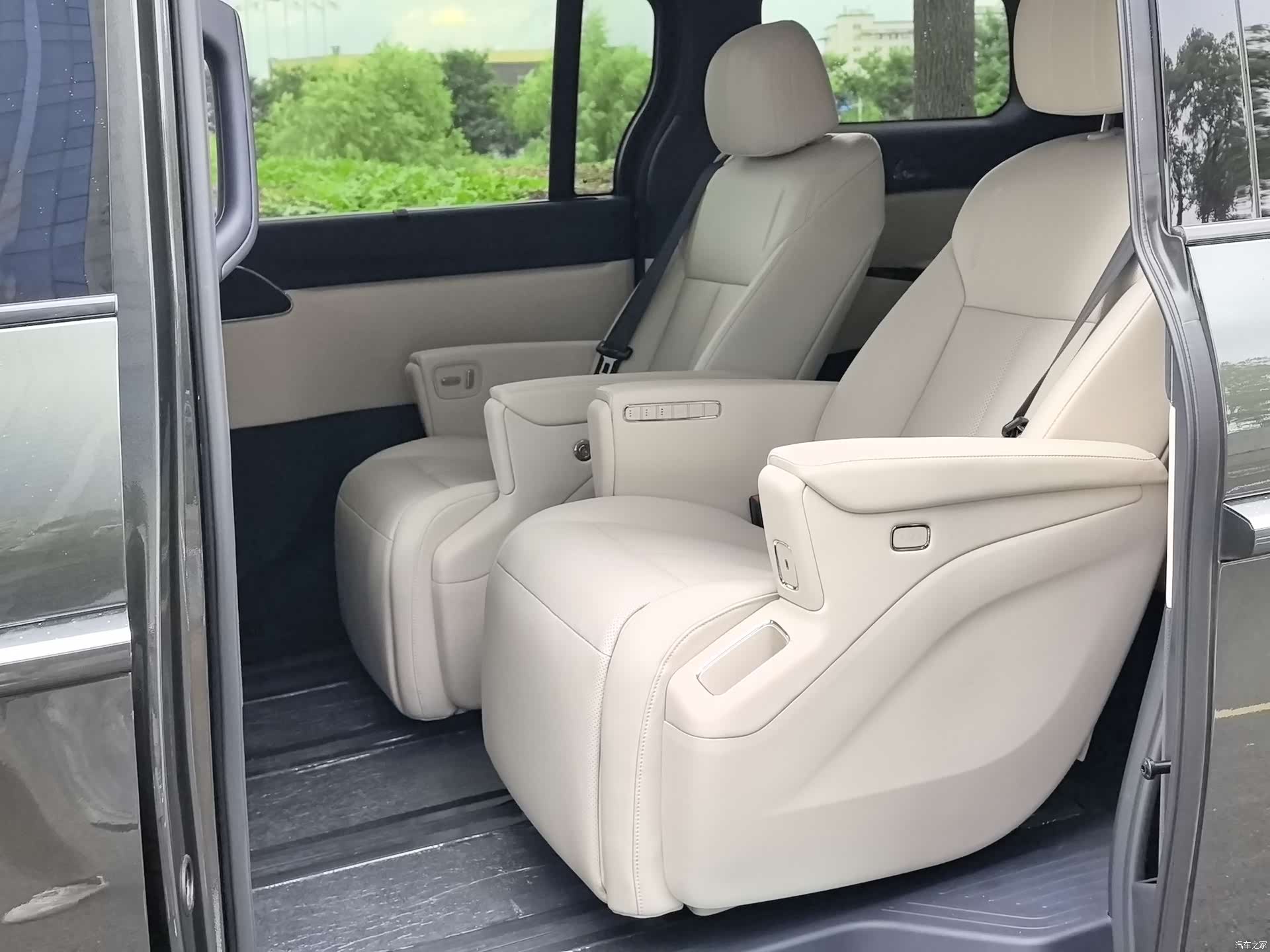 BAIC V9, 2026 15