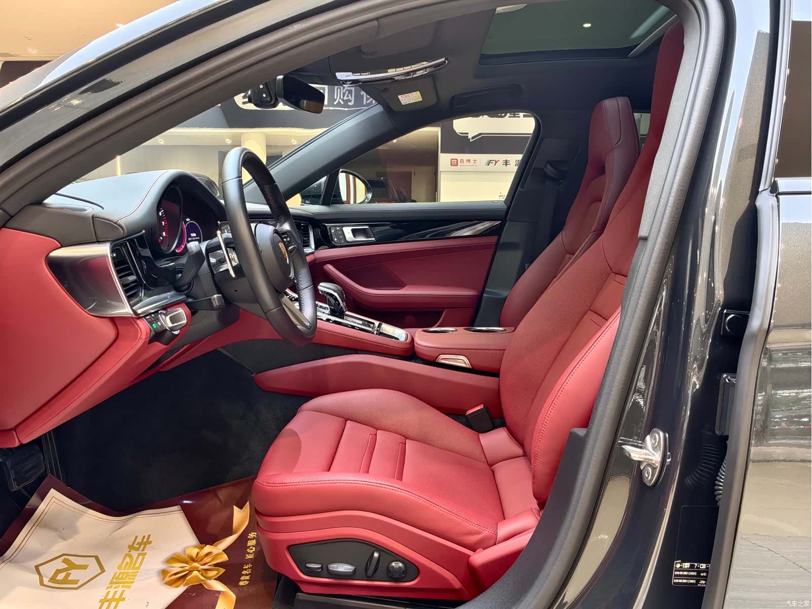 Porsche Panamera, 2023 6