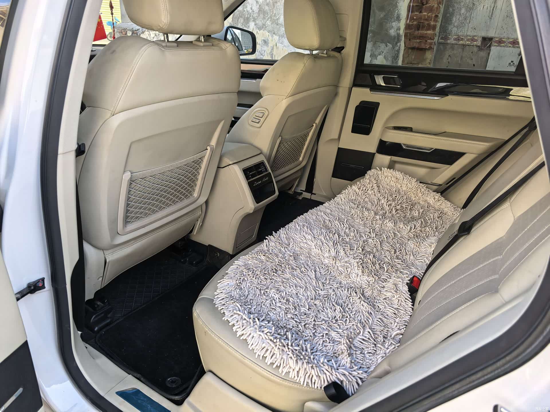 Zotye T700, 2017 6