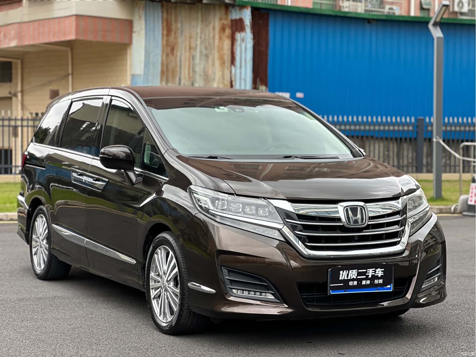 Honda Elysion, 2016 3