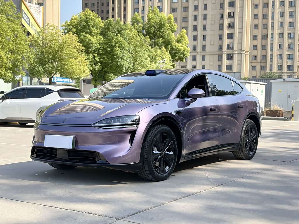 Luxeed R7