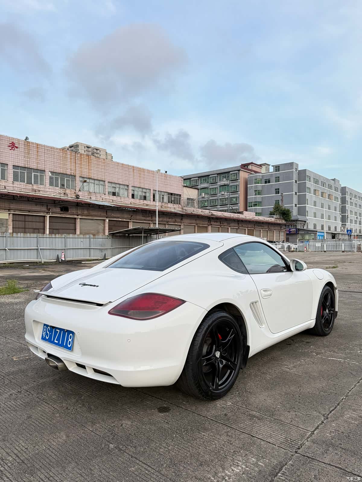 Porsche Cayman, 2010 11