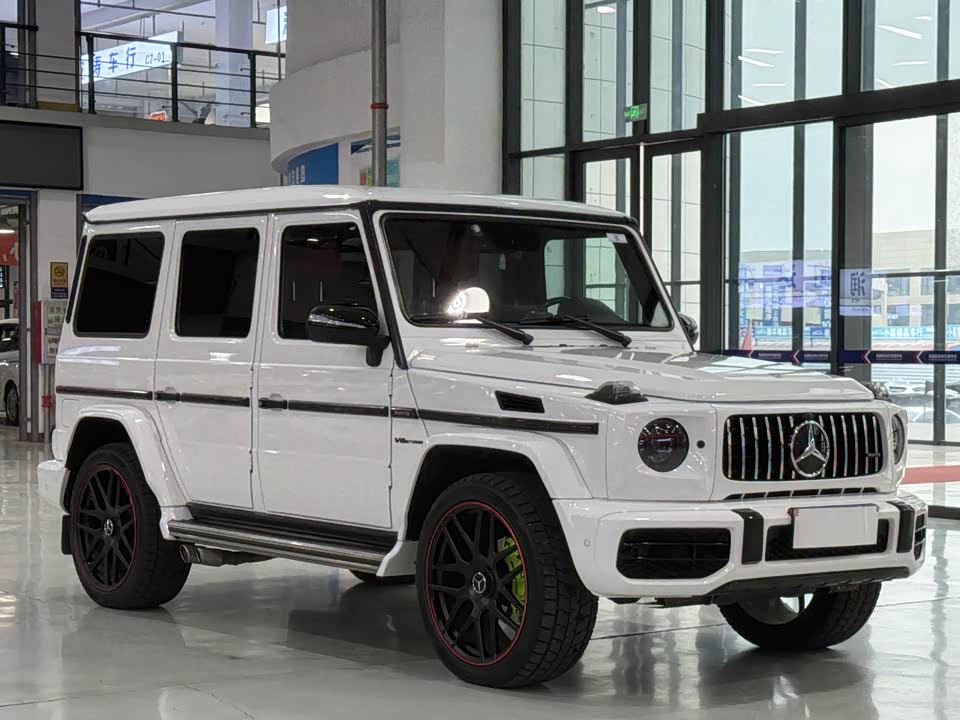 Mercedes-Benz G-class