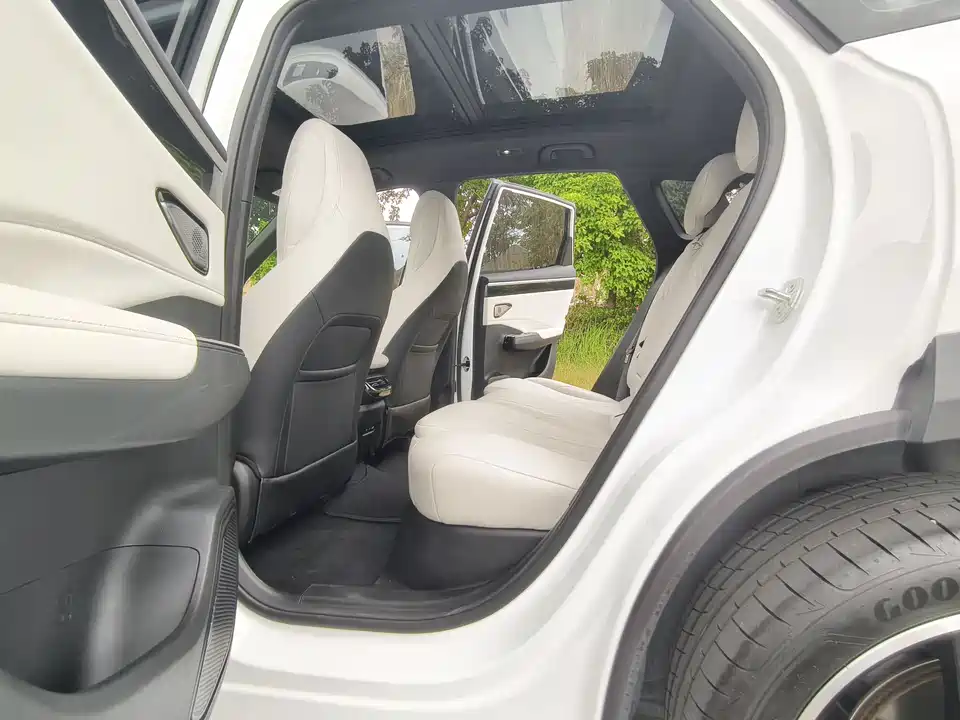 Geely Galaxy Galaxy L7