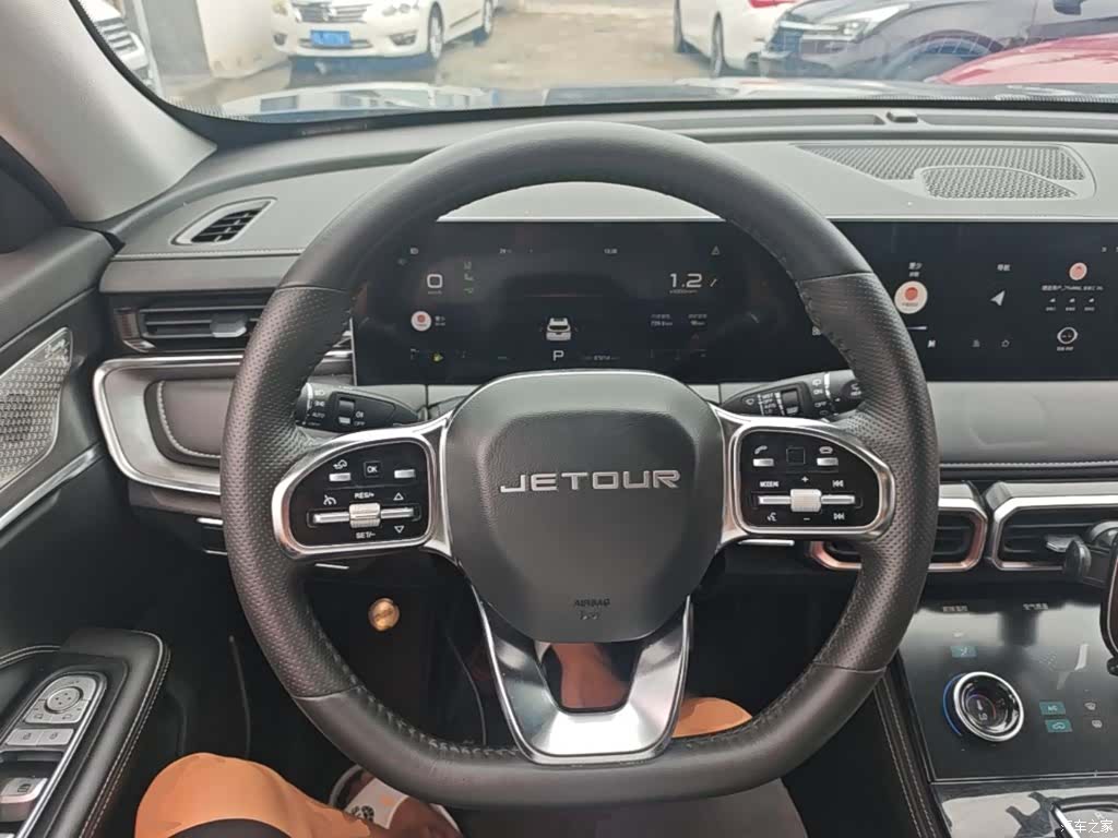 Jetour X70, 2020 11