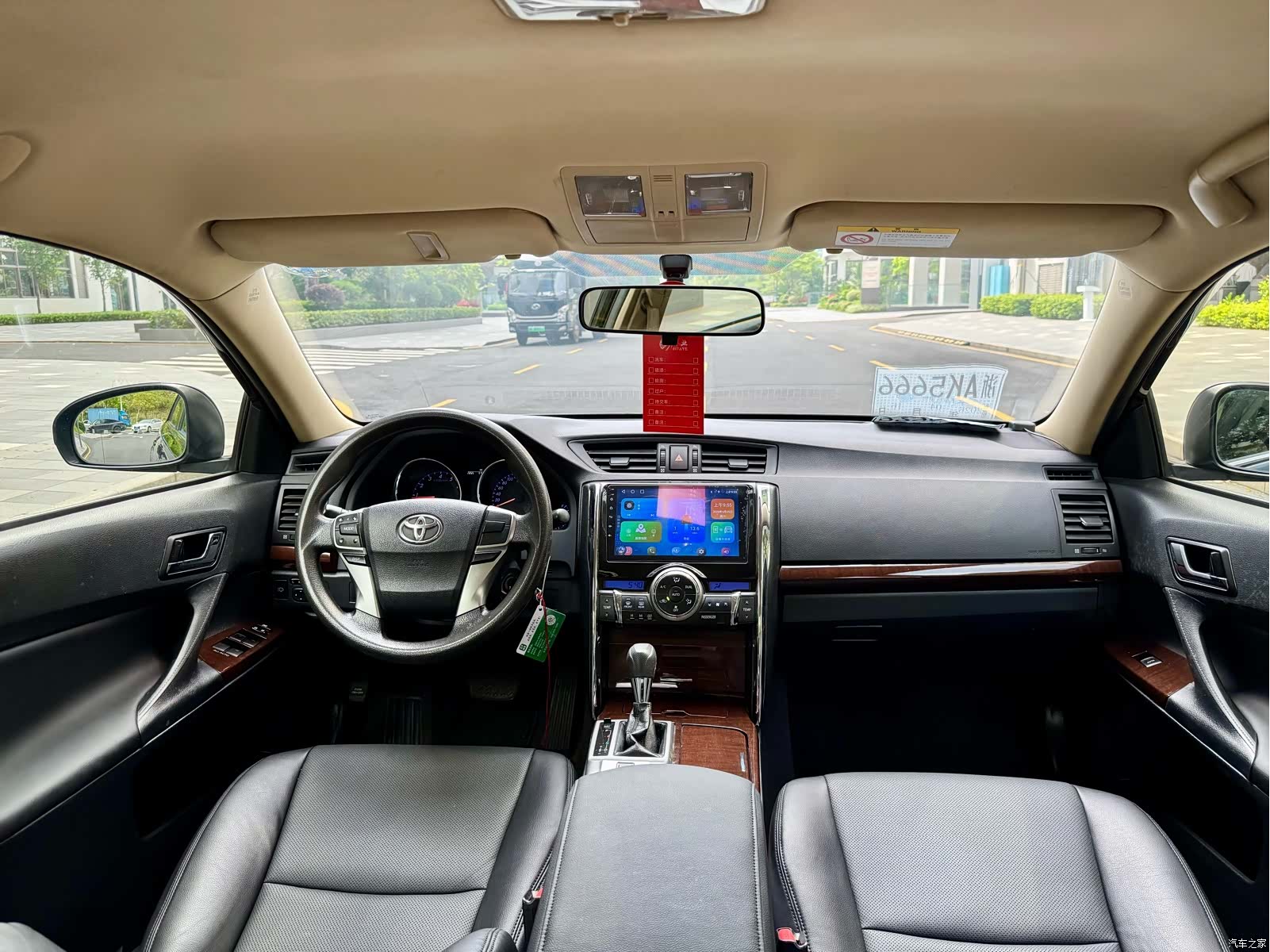 Toyota 2.5S, 2014 7