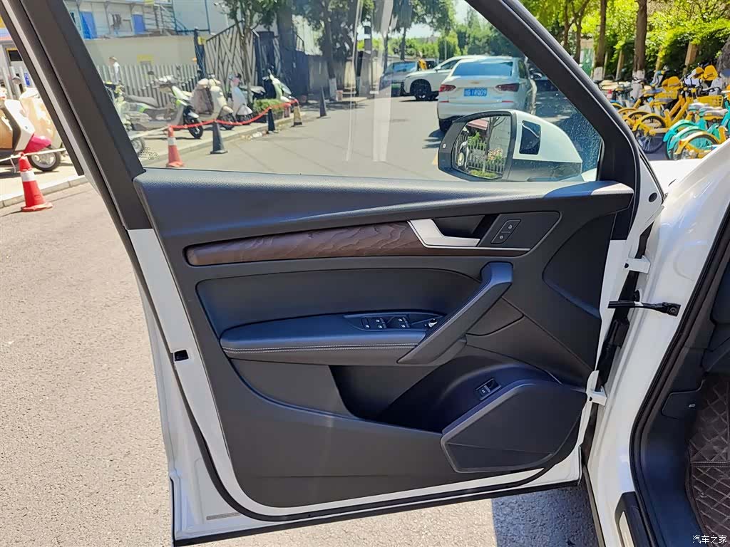 Audi Q5L, 2021 6