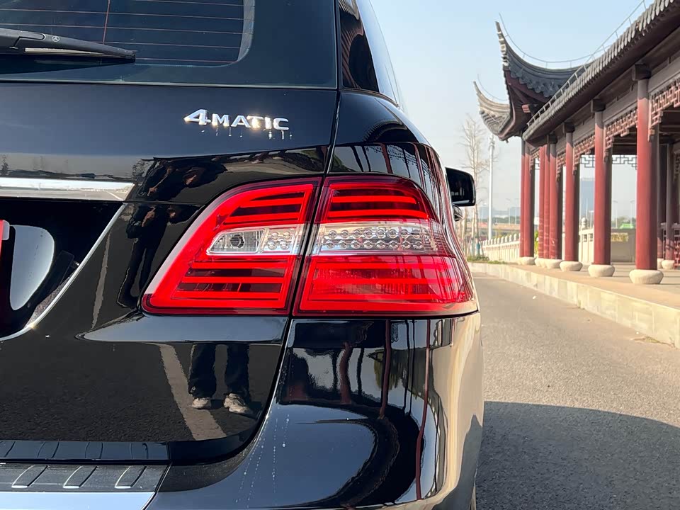 Mercedes-Benz M class