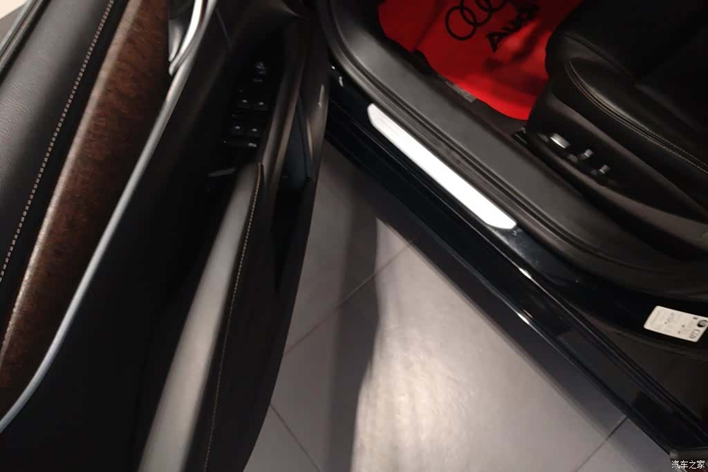 Cadillac XTS, 2019 7