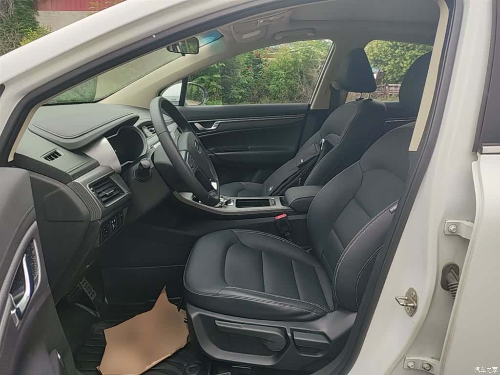 Geely Emgrand, 2017 7