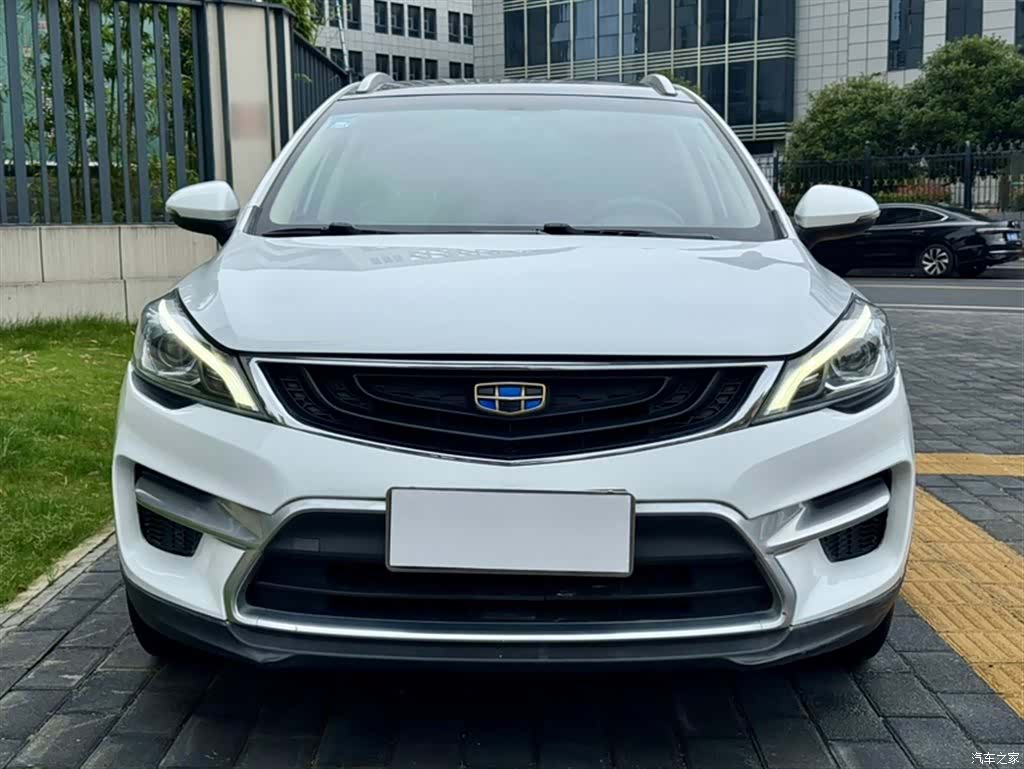 Geely Emgrand, 2017 25