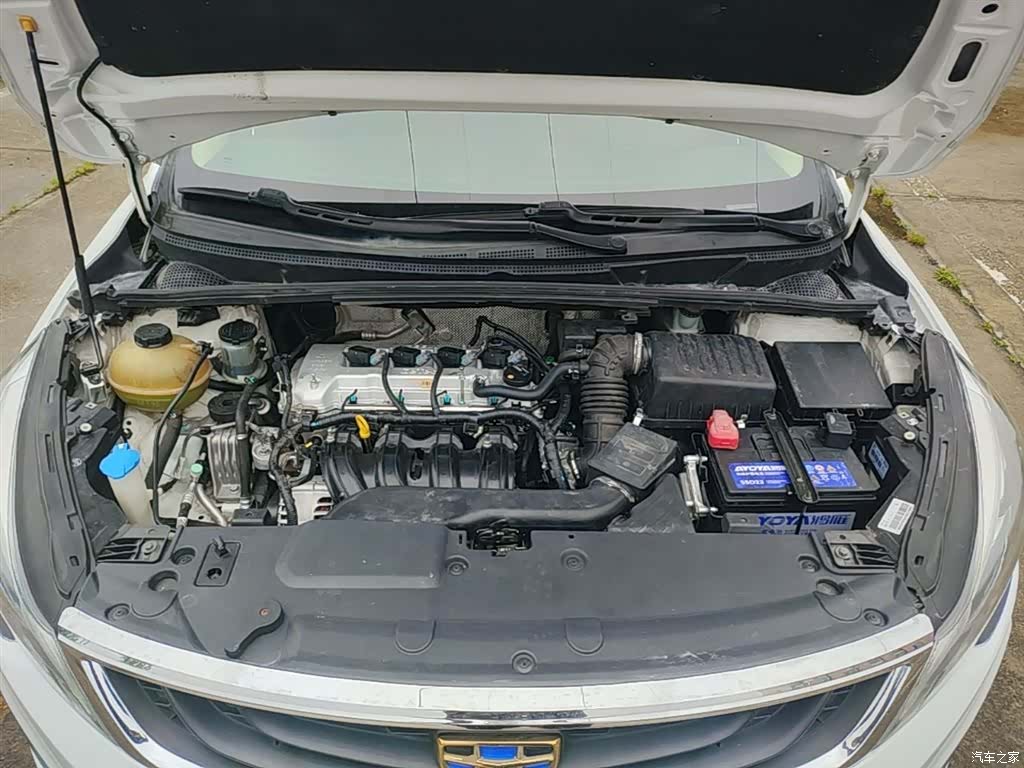 Geely Emgrand, 2017 10