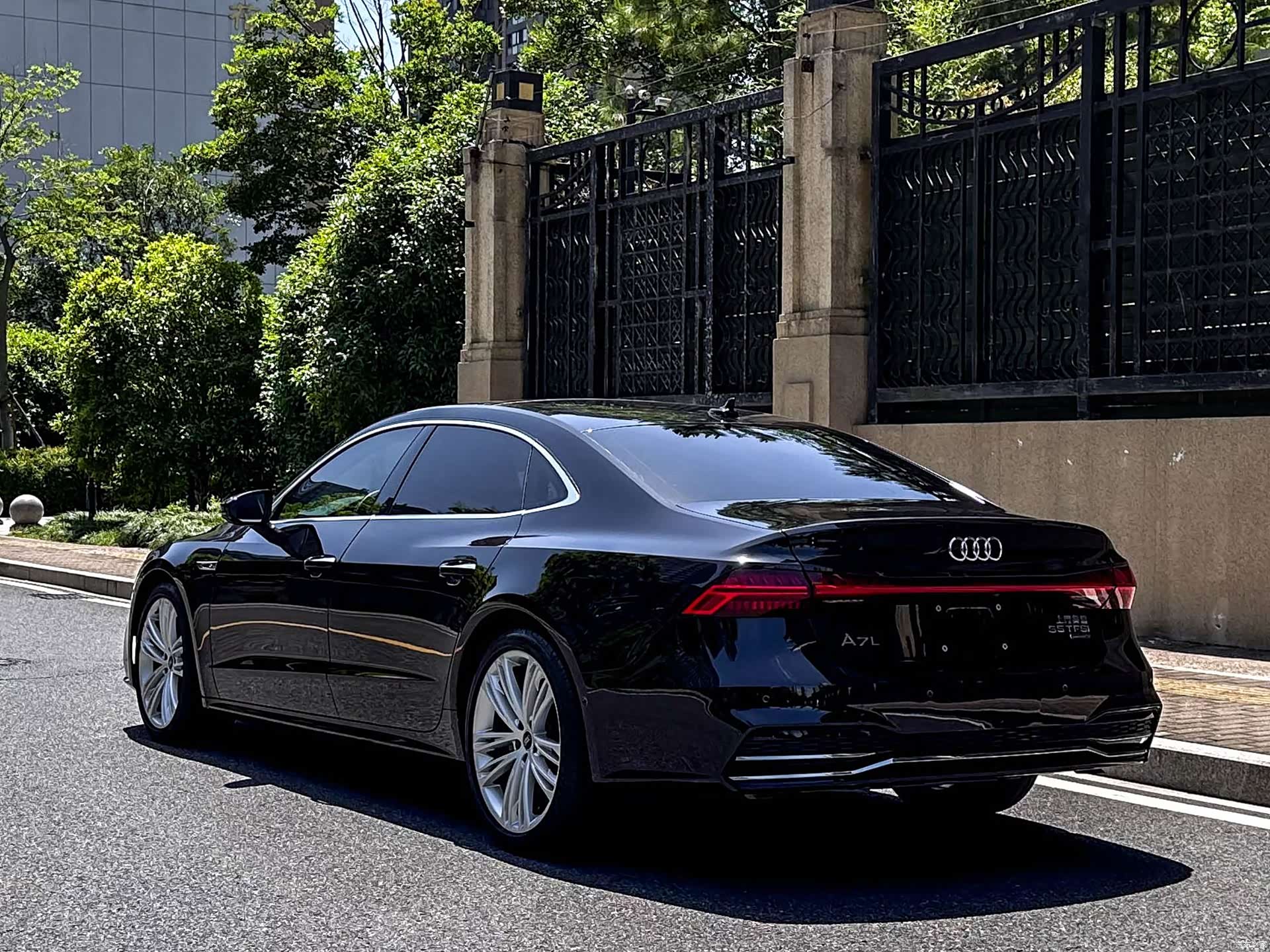 Audi A7L, 2023 4