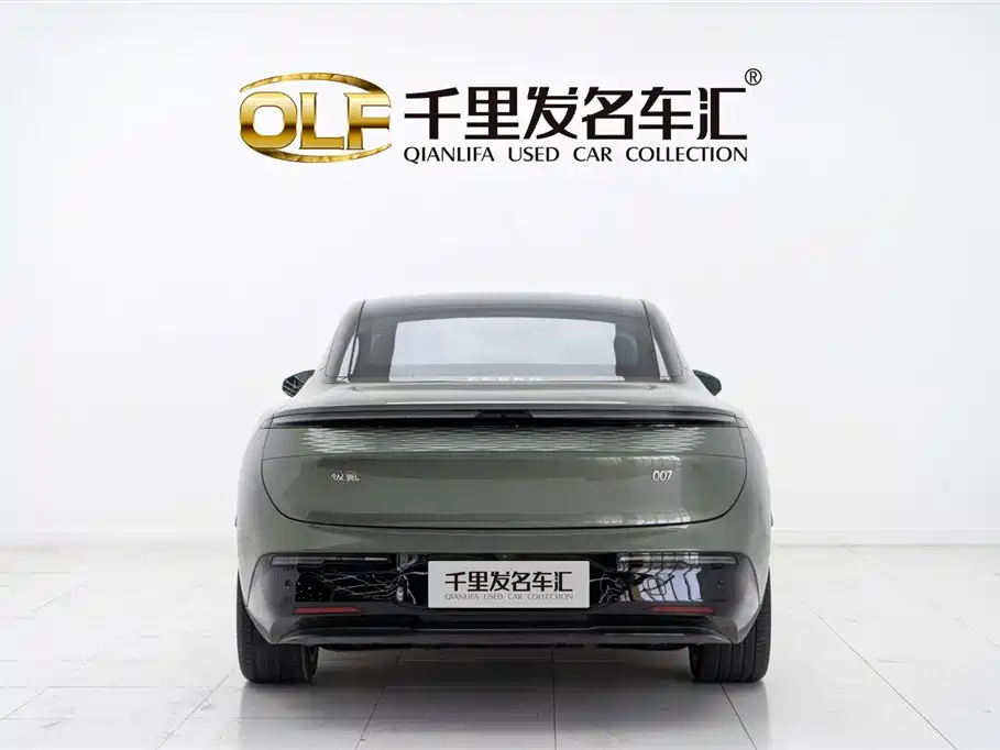 Zeekr 007