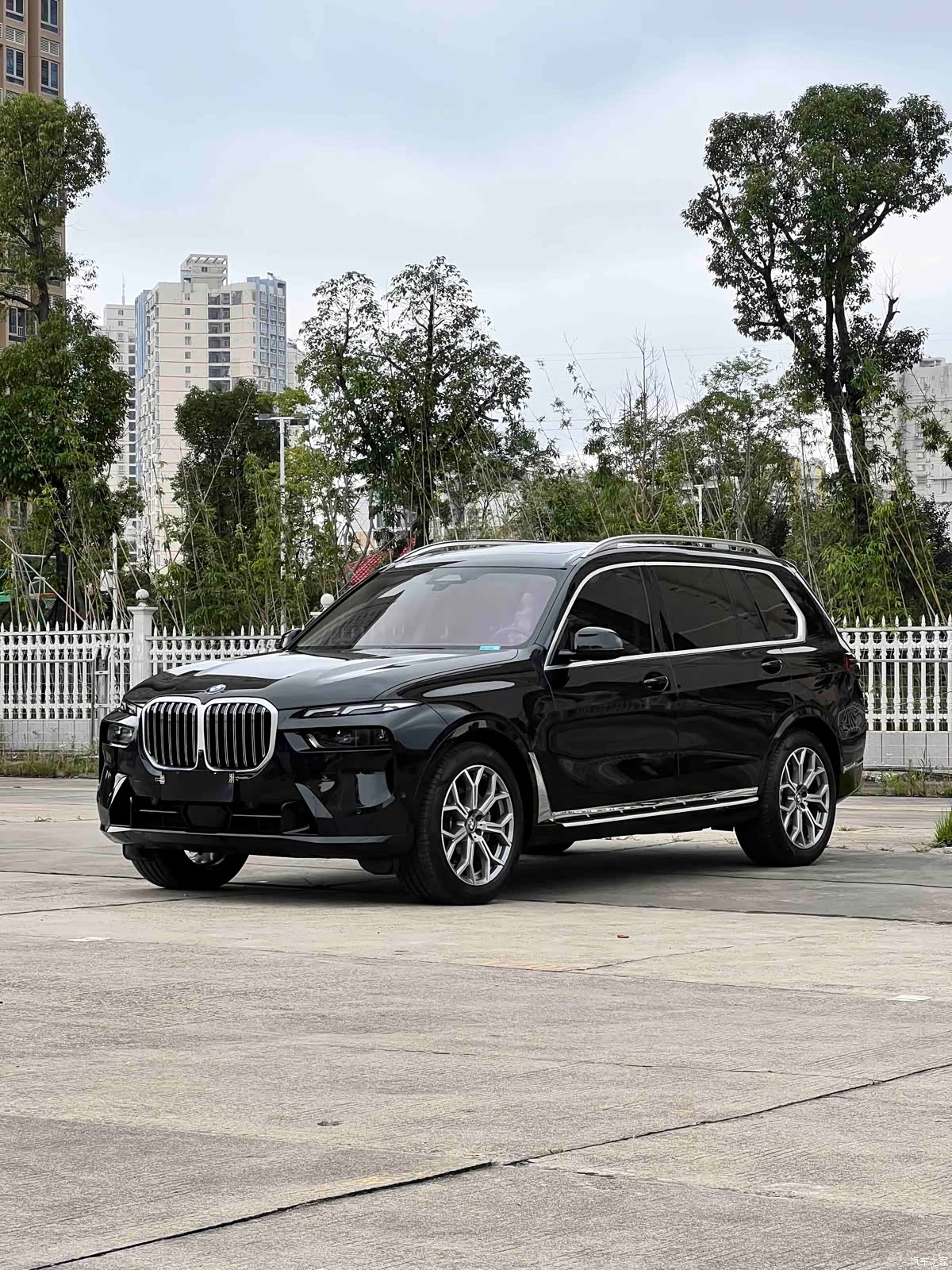 BMW X7, 2024 1
