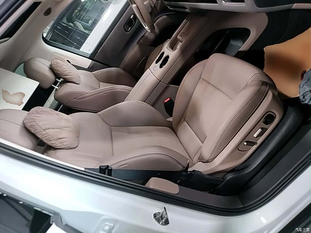 Li Auto i8, 2025 25