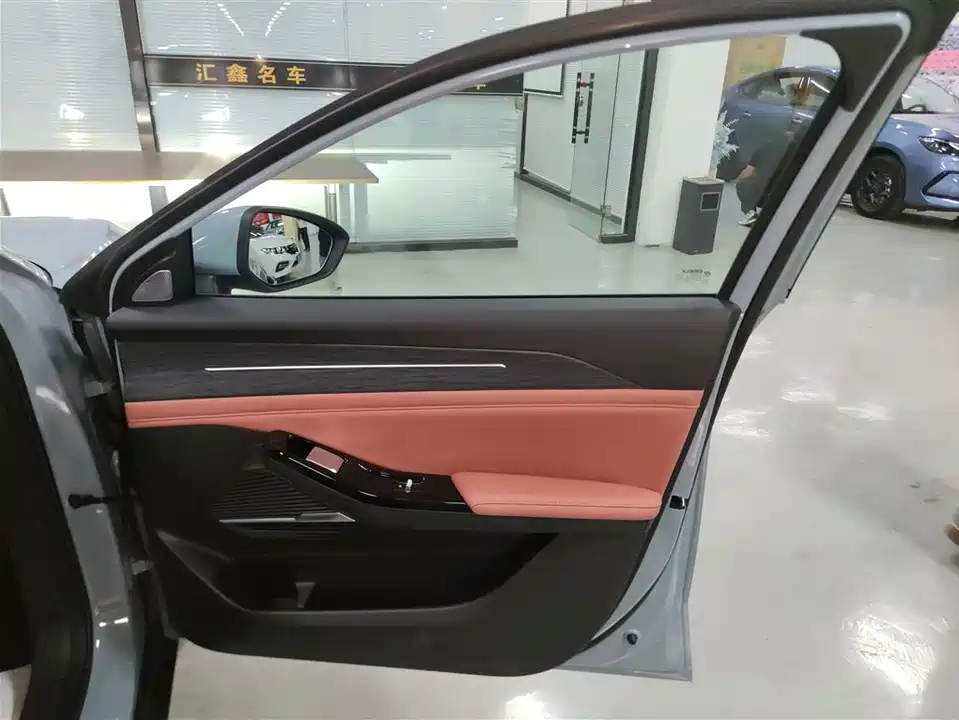 Geely Galaxy Galaxy L6