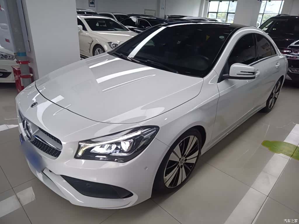 Mercedes-Benz CLA