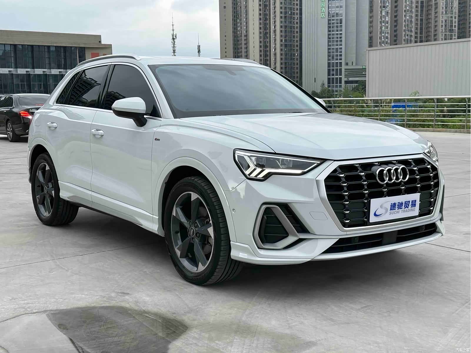 Audi Q3, 2022 3