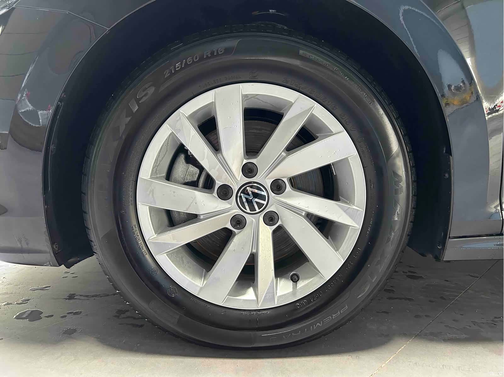 Volkswagen Passat, 2024 3