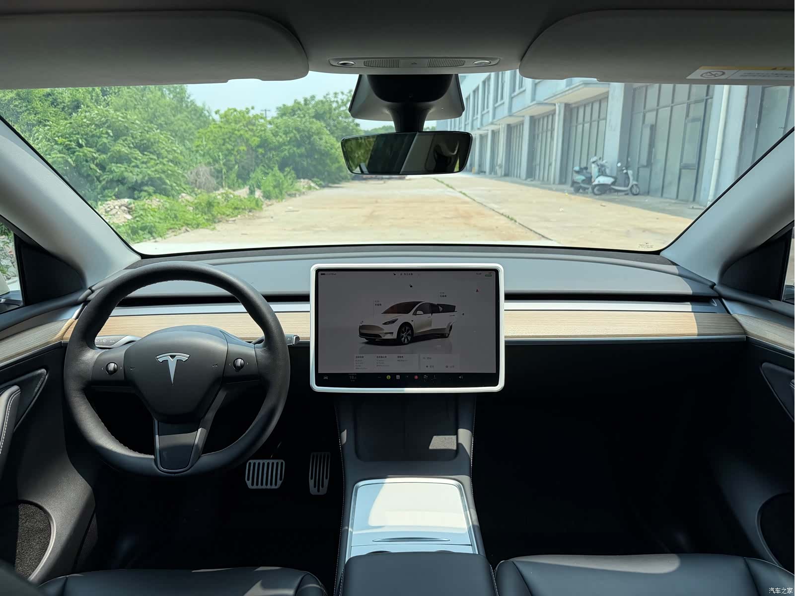 Tesla Model Y, 2022 6