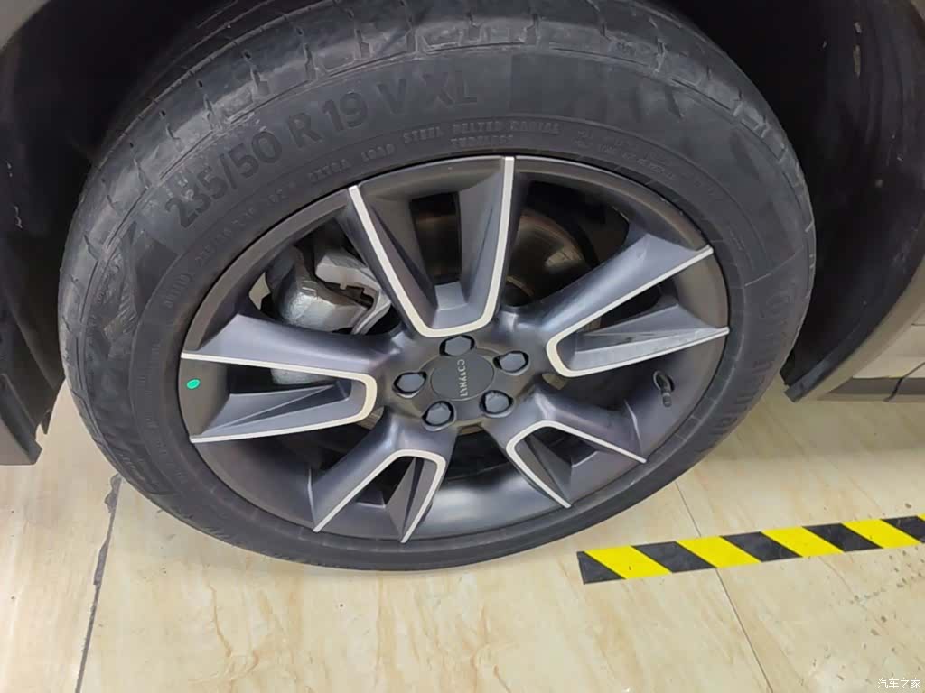 Lynk & Co 01, 2022 23