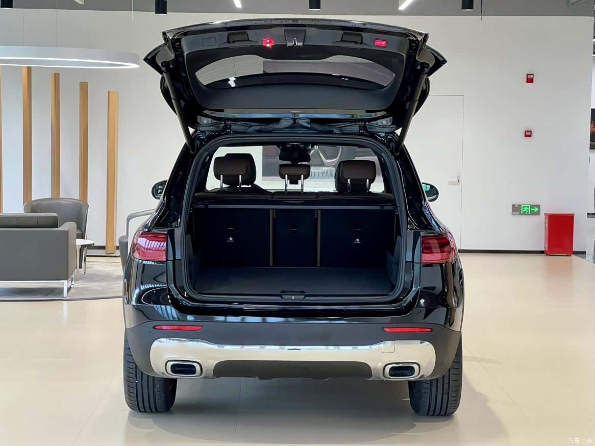 Mercedes-Benz GLB, 2024 16