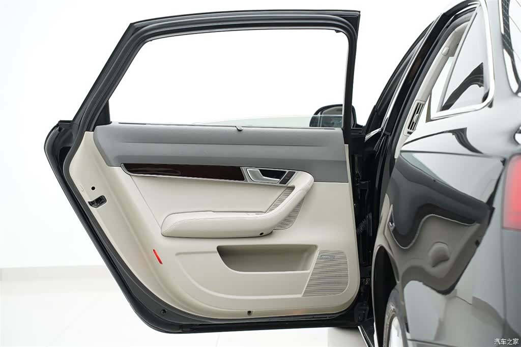 Audi A6L, 2009 27