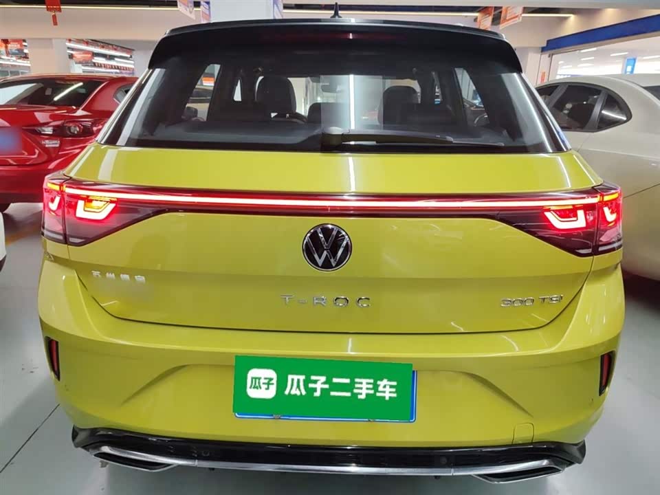 Volkswagen T-ROC exploring Songs