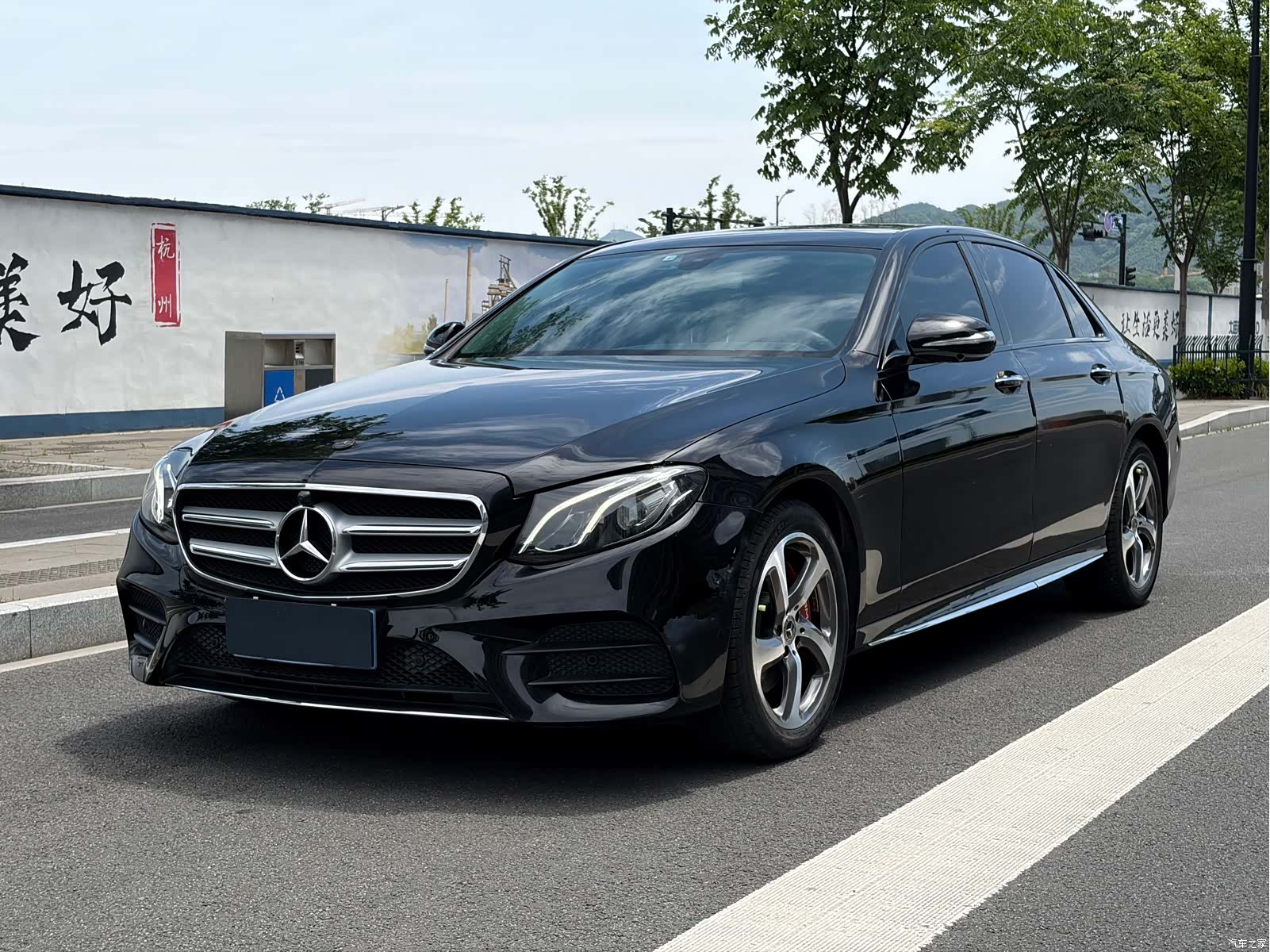 Mercedes-Benz E-Class, 2019 1